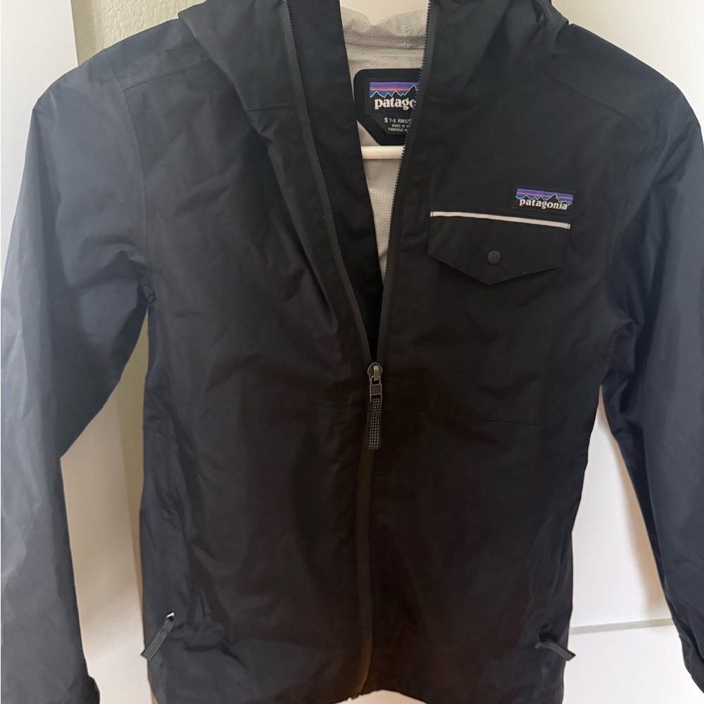 Patagonia Black Full-Zip Hooded Jacket